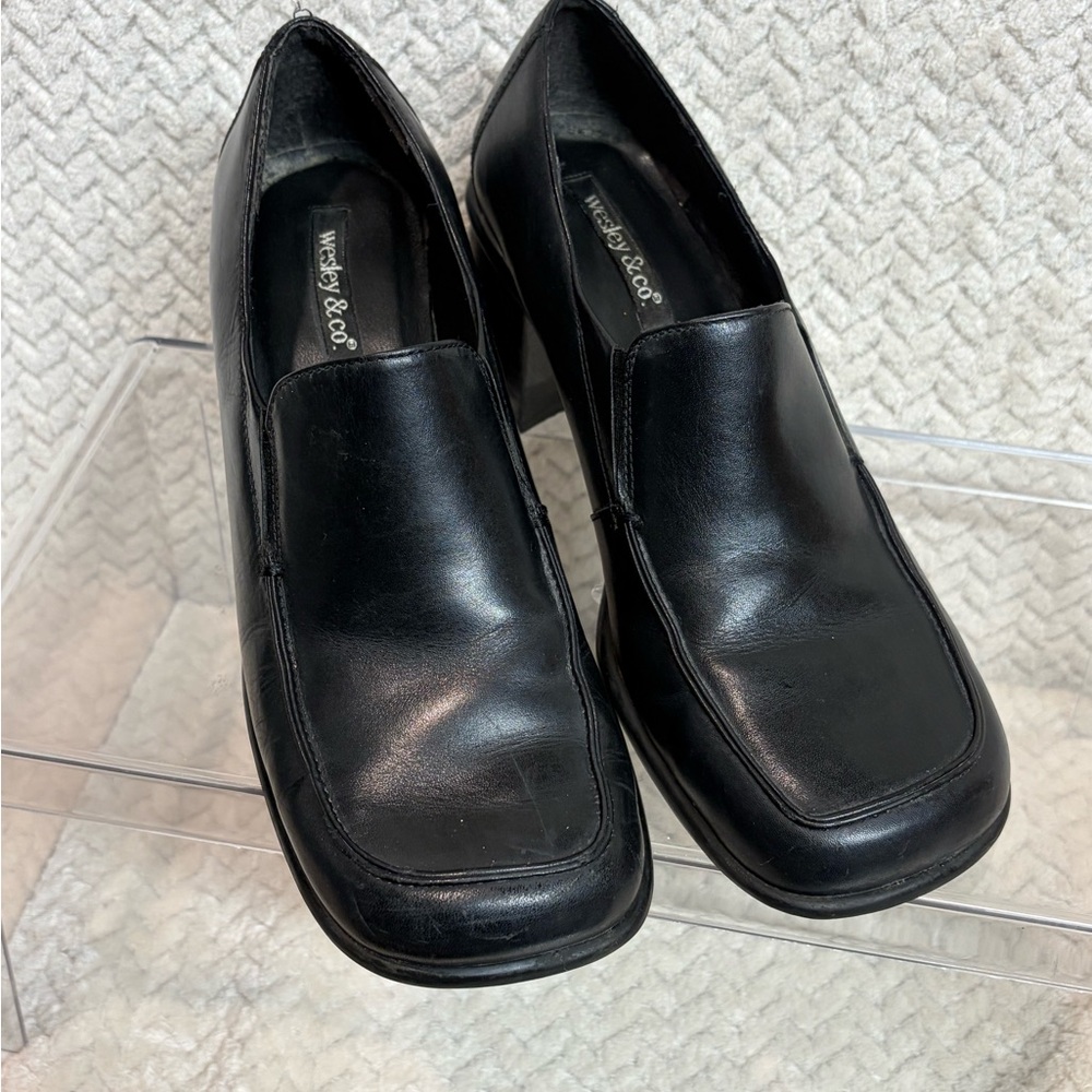 Vtg Wesley & Co Womens 7.5W Brazil Black Leather Block Heel Loafers Square Toe